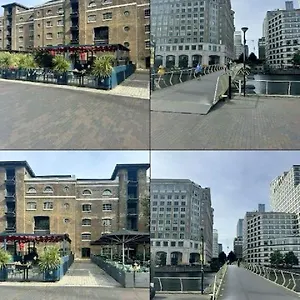 Vibrant Riverside Canary Wharf London